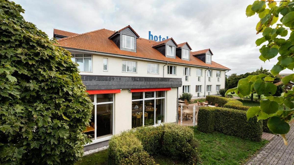 Hotel Ilmtal Mellingen Exterior photo